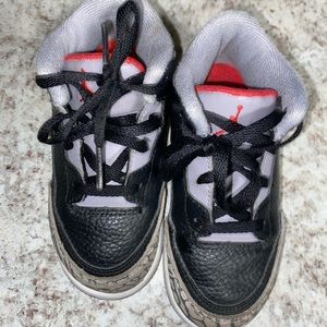 Toddler Jordan retro 3